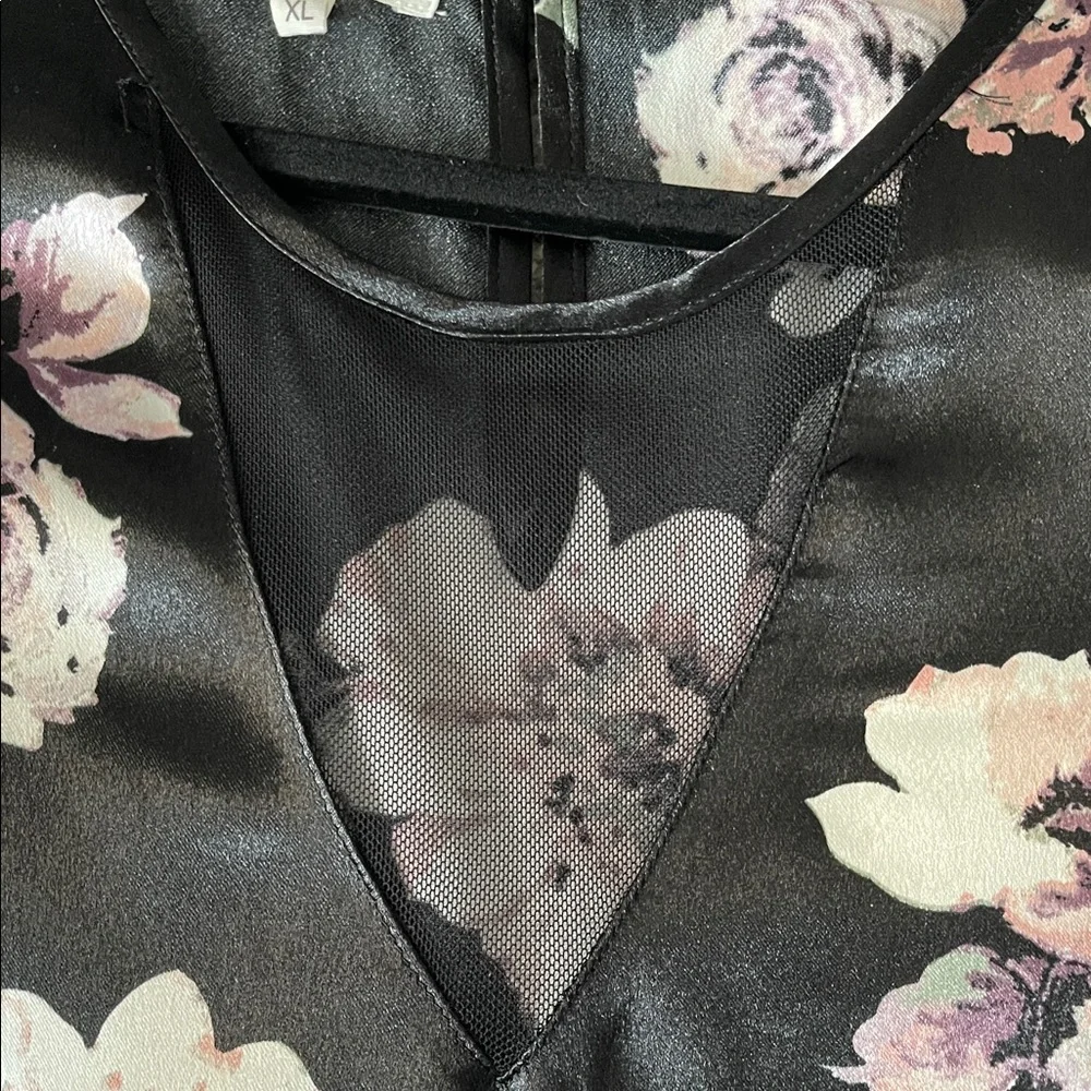 NWOT Maurices Black Sleeveless Blouse with Pink Floral Print - Picture 5 of 5
